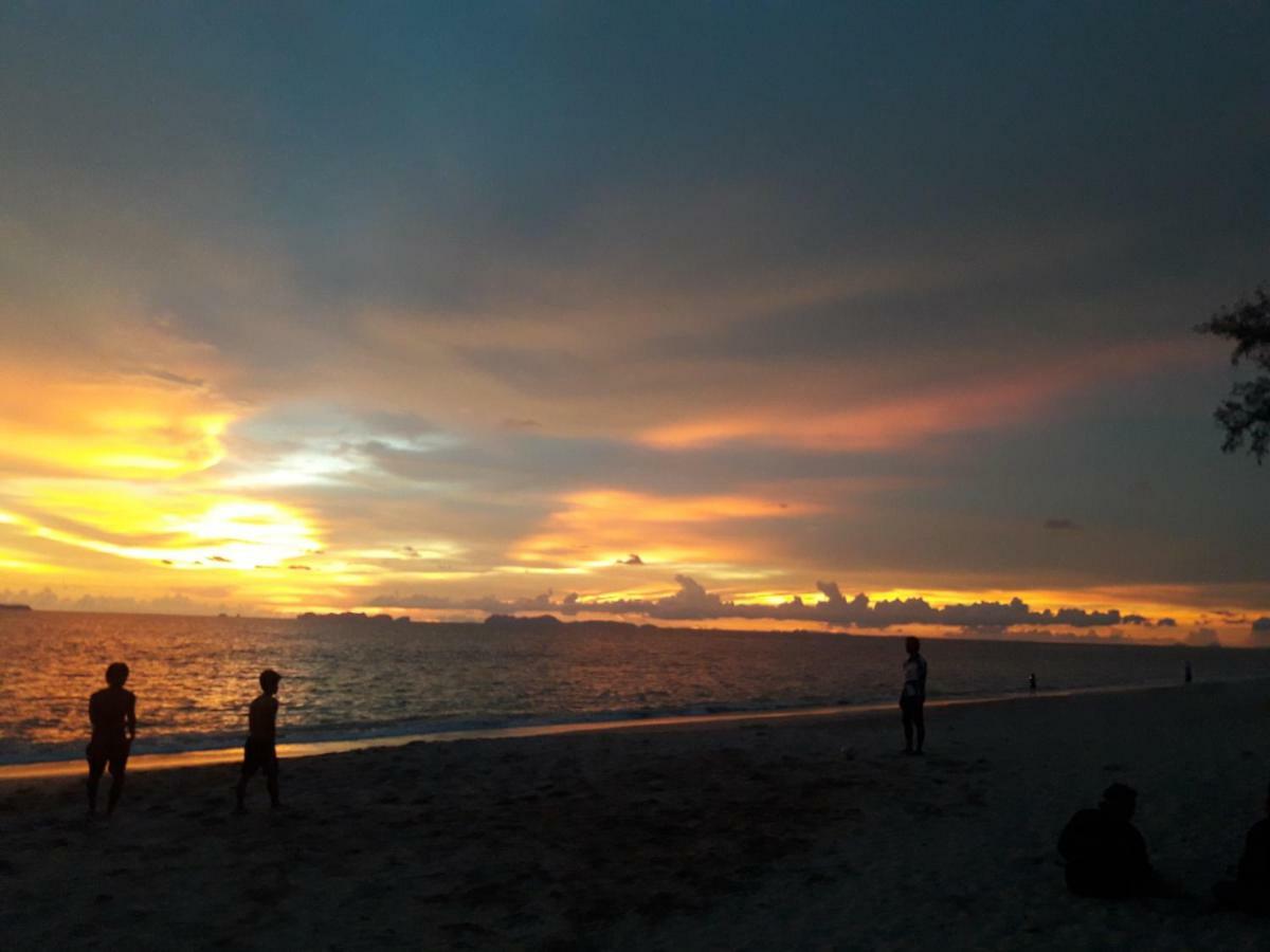 Bluesky Beach Bungalows Ko Lanta Dış mekan fotoğraf